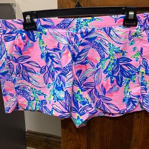 Lilly Pulitzer Ocean View Pull On Short size Large